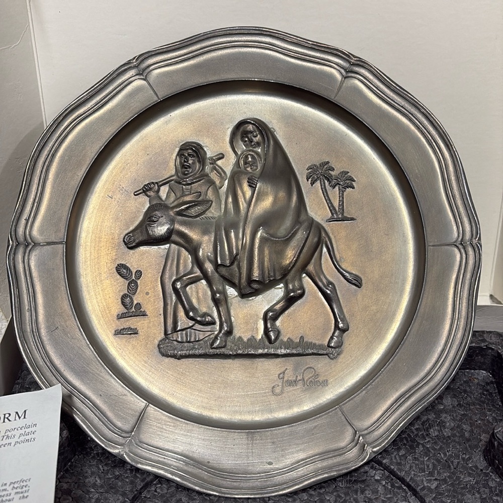 Goebel First Edition Special Series Flight Into Egypt Pewter Plate 1974